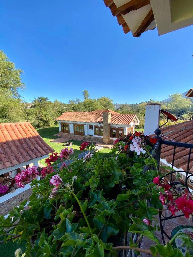 Hotel Casa De Flores 4*