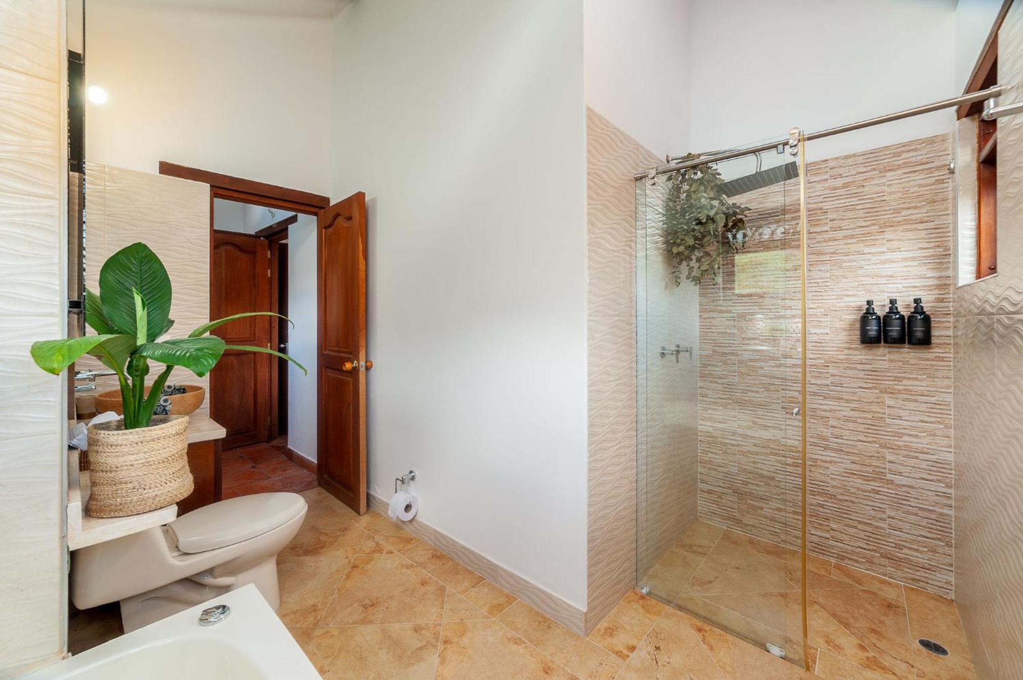 Hotel Casa De Flores 4*
